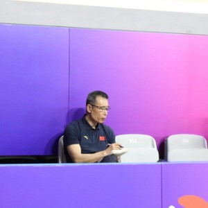 开云体育下载-来自日本籍的上海男排二传教练|中国男排|联赛冠军|季后赛|外教|球员_新浪体育_新浪新闻
