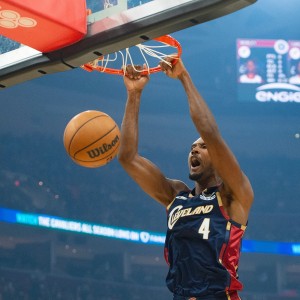 开云体育下载-下半场机会不多！小莫布里半场就拿到13分11板 全场14分14板3帽